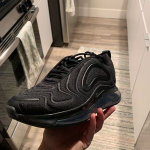 NIKE AIR MAX 720 | TRIPLE BLACK | BRAND NEW